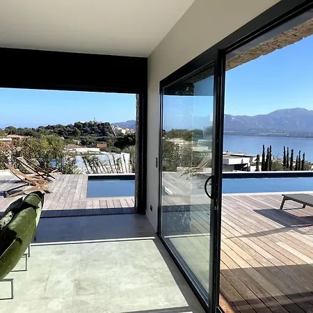 Magnifique Avec Piscine Villa *